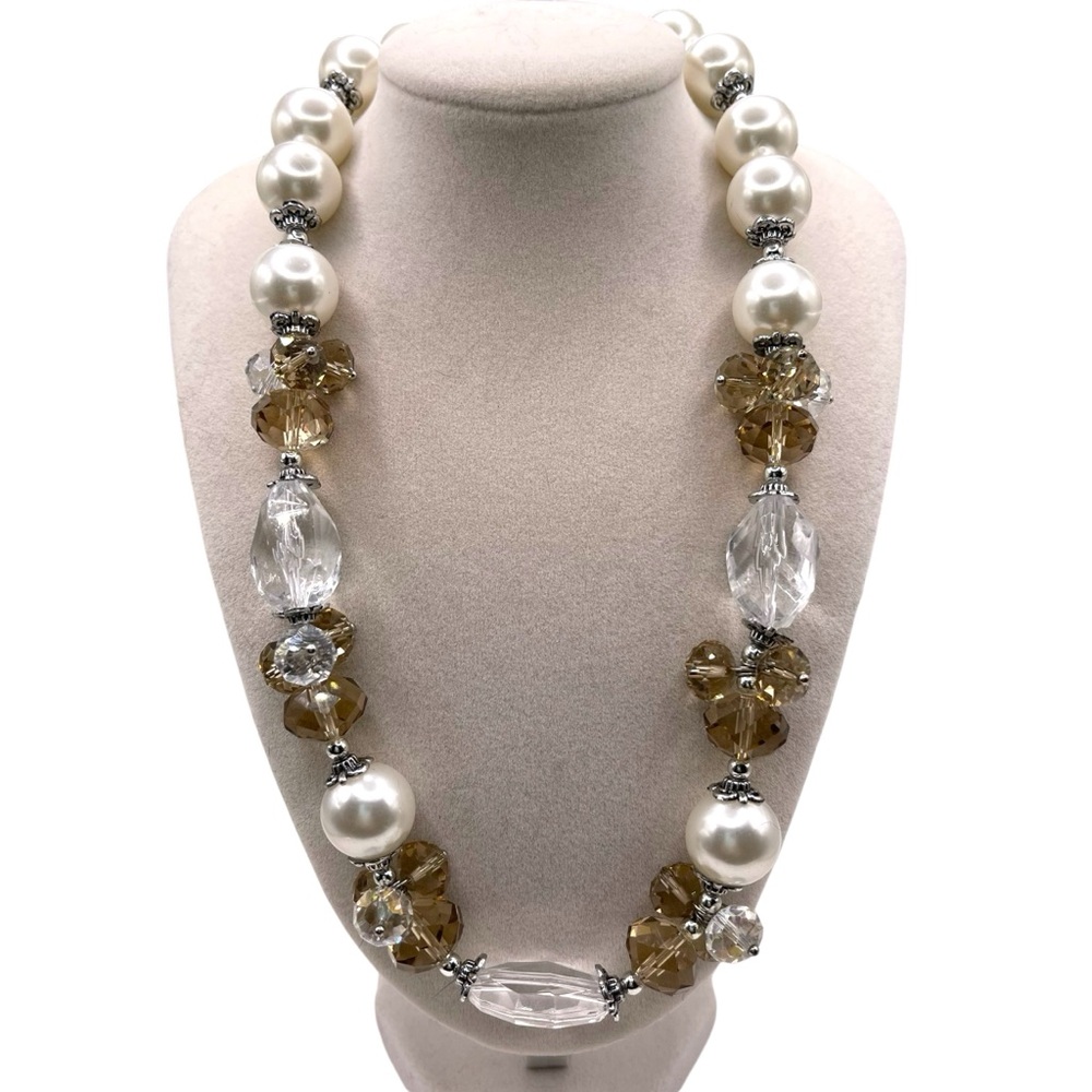 ❤️ Vintage Faux Pearl x Crystal Chunky Necklace
